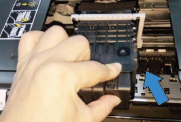 利盟5690打印机墨盒更换方法