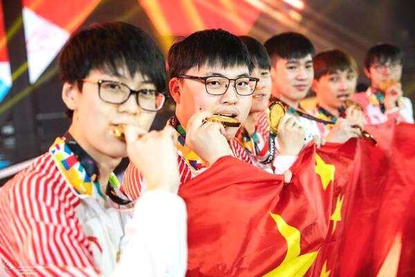 英雄联盟中国vs韩国#LOL中韩对抗赛