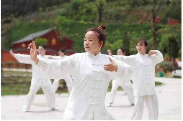 怎么练精化气张致顺的气功#张至顺内丹静功是练什么的