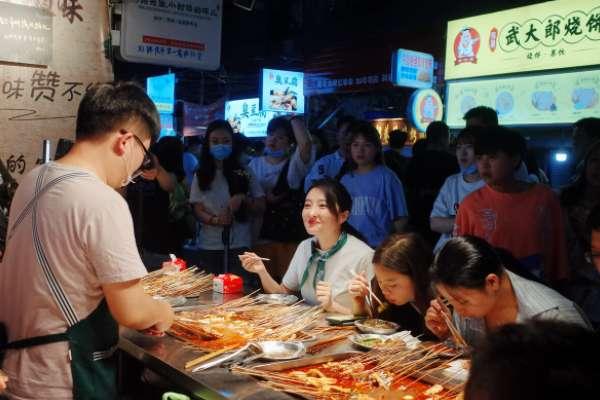 夜市小吃货游戏最新版#夜市摆摊游戏